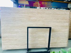 Lastra di Travertino Beige Turco Naturale per Decorazioni d'Interni di Lusso - Product Image 3