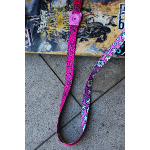 Correa para Perro Ajustable con Diseño Rosa y Clip de Seguridad para Mascotas - Product Image 3