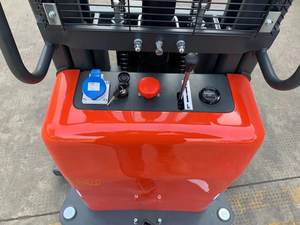 2000kg <span class=keywords><strong>2200lbs</strong></span> 3300lbs 4400lbs Apilador de paletas semieléctrico 2500mm 3000mm 3500mm Altura de elevación - Product Image 3