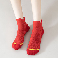 Vente en gros Coton uni Unisexe Sports Crew Knit Elite Basketball Chaussettes personnalisées Hommes Compression Running Chaussettes
