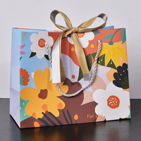 Sacs cadeaux personnalisés biodégradables, recyclables, résistants à l'humidité, imperméables, réutilisables, à motifs floraux abstraits, oiseaux, fleurs colorées, imprimés de dessins animés