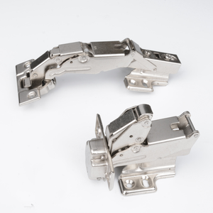 Cerniera idraulica ampio angolo per porta, con chiusura ammortizzata a 125 gradi, in acciaio laminato a freddo nichelato, design moderno a linea scheletrica - Product Image 2