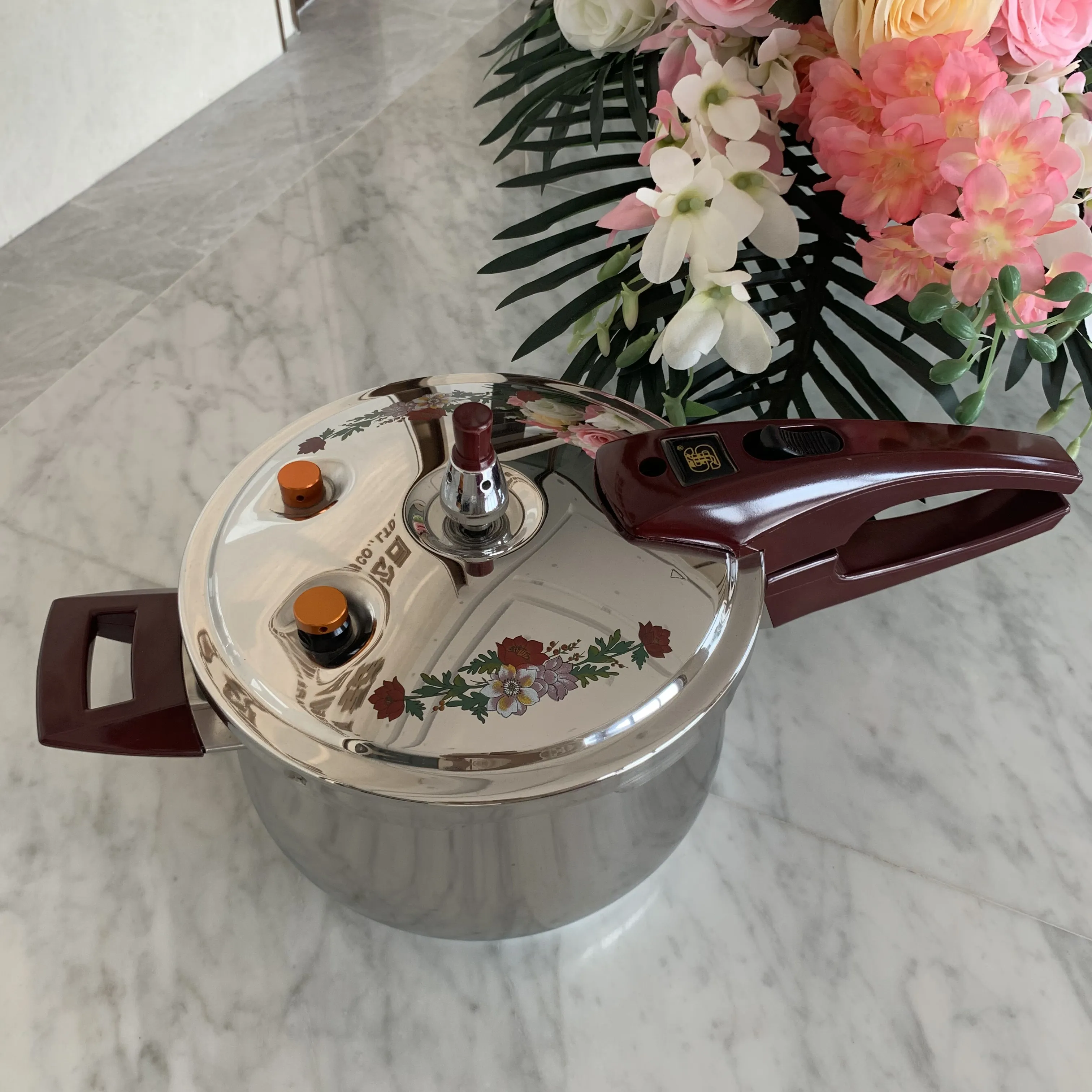 32 Cm/16.0L T-Vorm Pakistan Druk Pot Inductie Snelkookpan Rvs 201 Met 18-32 cm Hawkins Snelkookpan