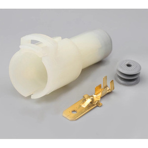 Conector Automotriz Impermeable DJ7014-7.8-11 IP20 Macho Hembra para Uso en Automóviles - Product Image 3