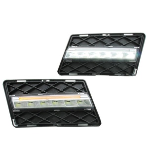 Feux de brouillard à LED pour <span class=keywords><strong>Mercedes</strong></span>-Benz GLK Class <span class=keywords><strong>W204</strong></span> GLK300 GLK350 2008 - 2012 avec lumière jaune - Product Image 1