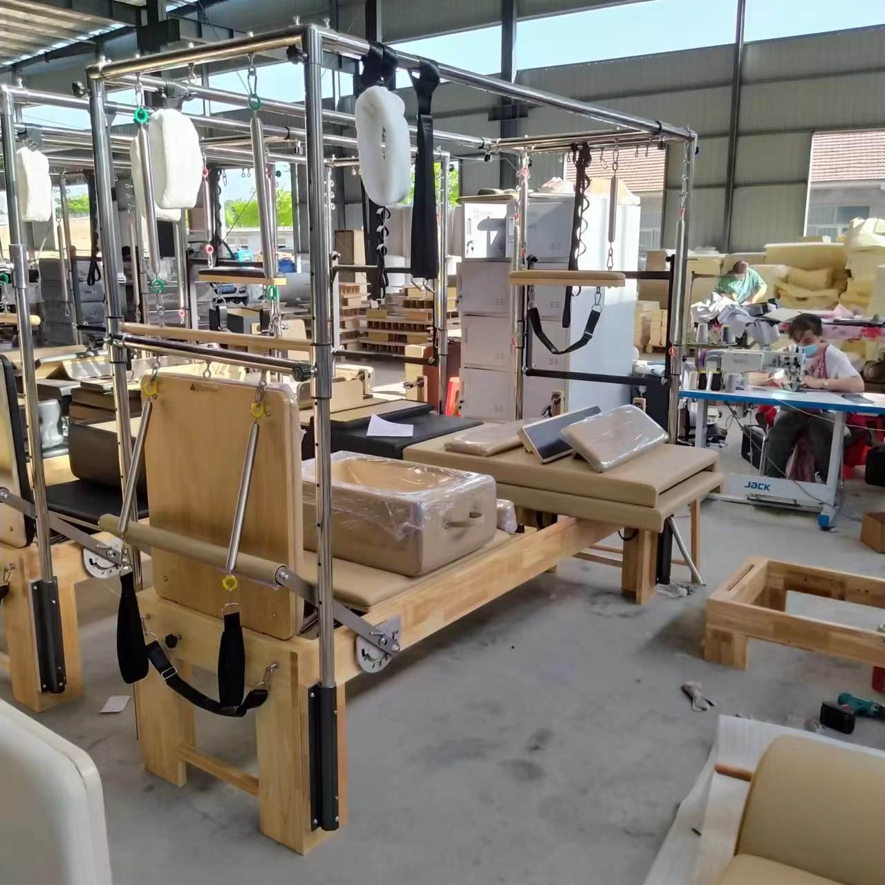 สีน้ำตาล