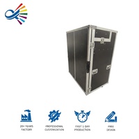 Flight case de production vidéo mobile, station de travail mobile pour diffusion, avec 4 écrans de 24 pouces