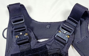 Fornitore per animali domestici imbracatura per cani in Nylon morbido e traspirante, gilet per animali da compagnia regolabile resistente per imbracatura per cani, imbracatura senza Pull <span class=keywords><strong>Dog</strong></span> con manico - Product Image 6