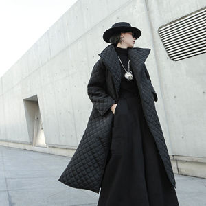 Cappotto <span class=keywords><strong>Oversize</strong></span> nero lungo imbottito in cotone lungo con spalline laterali a manica lunga ampia da <span class=keywords><strong>donna</strong></span> alla moda <span class=keywords><strong>giacca</strong></span> calda nuova invernale - Product Image 1