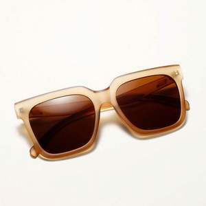 Gafas de Sol Cuadradas con Montura Grande, Diseño Retro y Moderno 2020, Protección UV400, Montura con Estampado de Leopardo, para Hombre y Mujer - Product Image 4