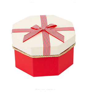 Box Factory Custom Gift Box Packaging Box Creative Set Portable Round Packaging Box