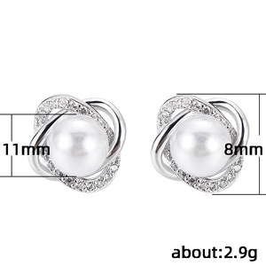 Orecchini a perla per donna, accessori moda minimalisti per l'uso quotidiano - Product Image 5