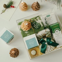Realistische Tannenzapfen-förmige Duftkerze Velas Aromaticas Waldtannen-Figur für Feiertags-Einzelhändler Individuelles Branding MSDS
