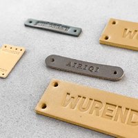 Écussons personnalisés en cuir PU, étiquettes en cuir écologiques thermosoudées pour chapeaux, vêtements, accessoires de couture, vente en gros OEM