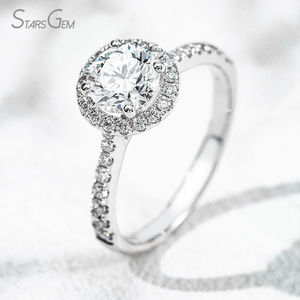 Anillo de Compromiso Clásico con Halo de Oro Blanco de 18K y Diamante Cultivado en Laboratorio Starsgem de 1.22ct DEF VS, Corte Brillante Redondo, 2.64g - Product Image 2