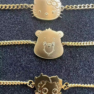 Joyería de Moda para Dropshipping, Brazalete Ajustable de Acero Inoxidable con Baño de Oro de 18k, Diseño de Dibujos Animados, Moderno y Lindo, para Regalo Unisex en Diversas Ocasiones - Product Image 1