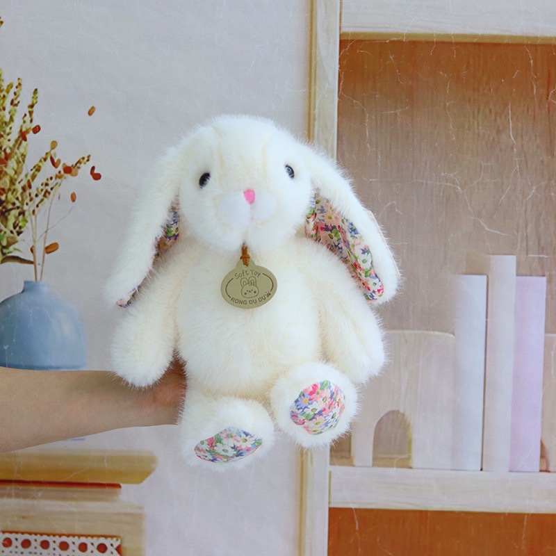 Garden rabbit-white