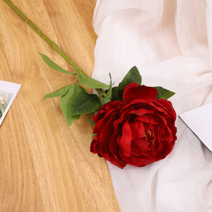 Fleur de pivoine artificielle en soie de 14 cm, haute simulation, accessoire de photographie de mariage en extérieur avec feuilles de 72 cm de long - Product Image 2