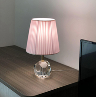 Veilleuse de chevet ronde en cristal rose VH Deluxe Petite décoration romantique fraîche pour les chambres des filles Taille moyenne pour les hôtels