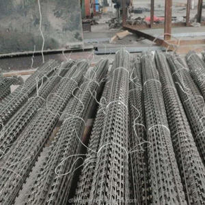 <span class=keywords><strong>ลวดหนาม</strong></span>กันขโมยแบบจุ่มสังกะสีร้อน CBT-65 สำหรับรั้วป้องกัน <span class=keywords><strong>ลวดหนาม</strong></span>แบบโค้งงอความแข็งแรงสูง - Product Image 1