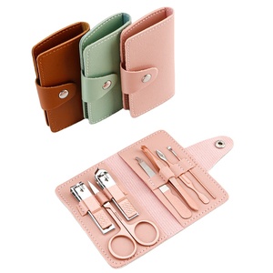 2025 New YD chăm sóc móng tay PU túi chuyên nghiệp Nail Clipper Kit <span class=keywords><strong>Set</strong></span> 7 cái thép không gỉ làm móng tay Kit với vẻ đẹp cắt kéo earpick - Product Image 1