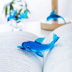Decorazioni da Scrivania in Stile Europeo, Graziose Statuette di Delfini Blu Oceano in Vetro di Murano Lavorato a Mano - Product Image 3