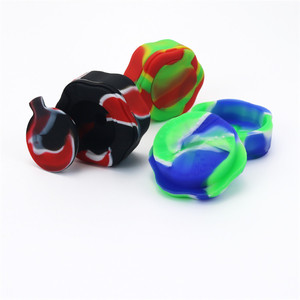 High Quality New <b>Herb</b> Spice <b>Grinder</b> Silicone Logo Custom <b>Herb</b> <b>Grinder</b> - Product Image 5