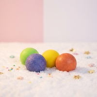 Vente en gros Bonbons à mâcher mous et gommeux multicolores Haricots au chocolat sucré avec biscuits Ingrédients de confiture de fruits et de noix Forme solide