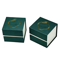 Boîte rigide magnétique vert émeraude de luxe sur mesure avec insert en mousse pour cosmétiques et parfums, à rabat, vente directe usine, portable et écologique