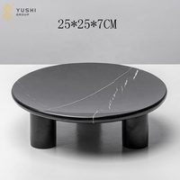 YUSHI Elegante Italiaanse stijl natuurlijke marmeren dienblad met voetstuk Uniek sculpturaal stenen decoratief bord voor luxe huisdecoratie