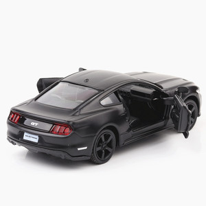 Voiture miniature <span class=keywords><strong>Mustang</strong></span> GT 2015 noire sous licence officielle, échelle <span class=keywords><strong>1</strong></span>:36, portes ouvrantes, en alliage, à rétrofriction, écologique, jouet pour enfants - Product Image 4