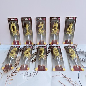 Accessori all'ingrosso della candela di compleanno numero accessori della torta forniture a forma di corona numeri d'oro candele strumenti per torta - Product Image 1