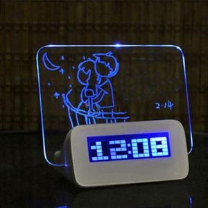 Reloj Despertador Multifuncional con Tablero de Mensajes LED Fluorescente, Sensor de Luz Nocturna, Reloj Digital - Product Image 3