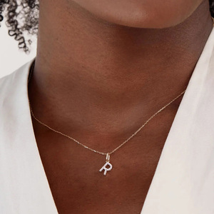 AP025 Bijoux de mode personnalisés DIY, pendentif en argent sterling 925 avec zircon, 26 lettres, pour collier, anniversaire de la mère - Product Image 2