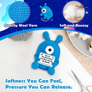 Peluche de Ganchillo Positivo y Reconfortante con Forma de Alien <span class=keywords><strong>para</strong></span> Apoyo Emocional - Un Regalo Divertido <span class=keywords><strong>para</strong></span> Parejas - Product Image 6