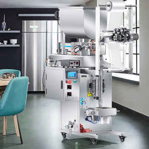 Machine de remplissage et d'emballage automatique facile à utiliser pour sachets de pâte de tabac, de ketchup, de mélasse et de revêtement plastique pour l'alimentation - Product Image 1