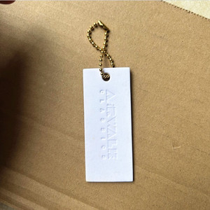 Étiquette volante personnalisée en papier kraft brun imprimé pour vêtements, marque privée, OEM, en papier recyclé - Product Image 3