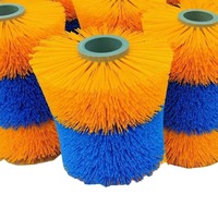 Brosse de massage complète en nylon rigide pour chevaux et bovins, avec manche en plastique de qualité industrielle, taille personnalisable, soulage les démangeaisons du bétail