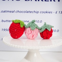 Kit de crochet pour débutant Animal tricoté à la main créatif, mignon fruit pendentif fraises poupée couture tissage jouets kaki