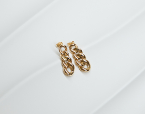 Joyería de alta calidad, diseño de pendiente de gota de cadena hueca de oro de 18 quilates, joyería de uso diario, pendientes de caja personalizados para mujer - Product Image 1