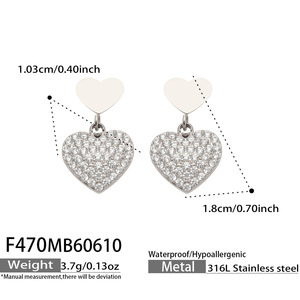 Boucles d'oreilles en forme de cœur en acier inoxydable plaqué or 18 carats, serties de zircon scintillant, bijoux de mode pour femmes - Product Image 5