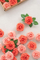 Roses de corail mélangées de fleurs artificielles 25PCS Real Looking Flower Box Set avec tige pour centres de table de mariage et décorations de table