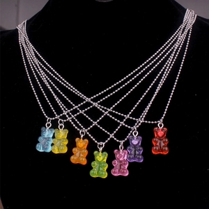 Mode mignon coloré résine gelée ours pendentif <span class=keywords><strong>collier</strong></span> en gros doux boule chaîne gommeux ours en peluche <span class=keywords><strong>collier</strong></span> pour filles enfants - Product Image 2