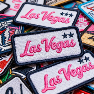 <span class=keywords><strong>Patch</strong></span> in Tessuto di Lusso per Cappelli e Abbigliamento, Badge Adesivo in PVC con Logo Personalizzato per Sublimazione e Ricamo - Product Image 4