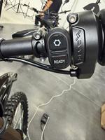 Surron Light Bee X Surron Light Bee homologué pour la route avec frein à disque hydraulique Motocross Vitesse rapide