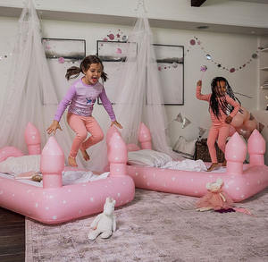 Modèles chauds château rose lit gonflable maternelle chambre dormir matelas gonflable lit de nuit pour enfants - Product Image 3