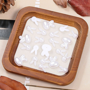Autocollants en forme de tête de lapin, imitation perle, brillants, ronds, en vrac, pour nail art, accessoires de bijouterie DIY - Product Image 1