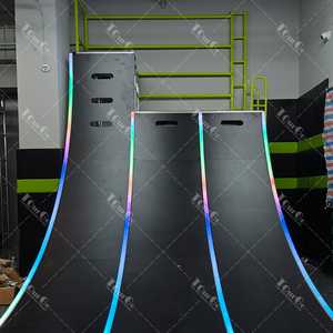 Equipo de Pista de Obstáculos Ninja Warrior con Pared Curva Iluminada con LED Personalizada para Spartan Race OCR, Gimnasio Comercial y Área de Juegos - Product Image 3