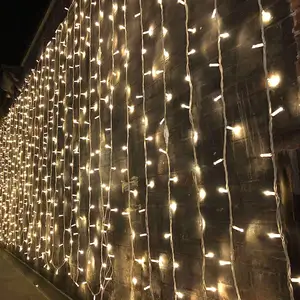 Guirlandes lumineuses à LED pour rideau de Noël Guirlandes lumineuses pour décoration extérieure du Nouvel An Fête de mariage Guirlande
