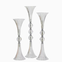 Transparente Kunststoff-Tischvase als Mittelpunkt-Blumenständer für Hochzeiten, Partys und Bankette, Tischdekoration, Hergestellt in China